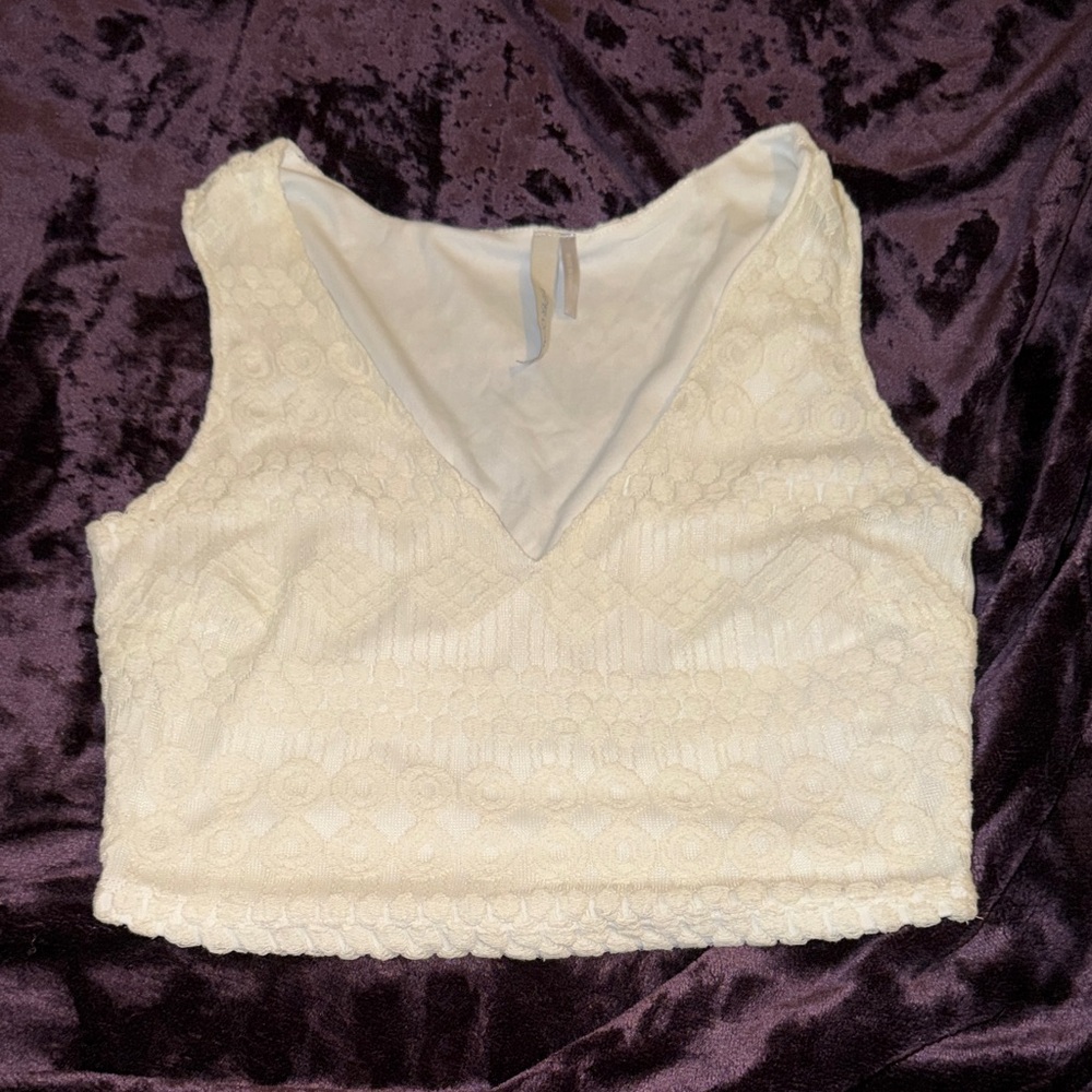 Paper Crane Cream Lace V-Neck Cropped Tank
